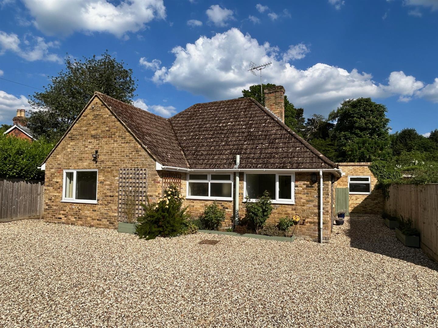 4 bed property in , Highmoor Cross, Henley-on-Thames
